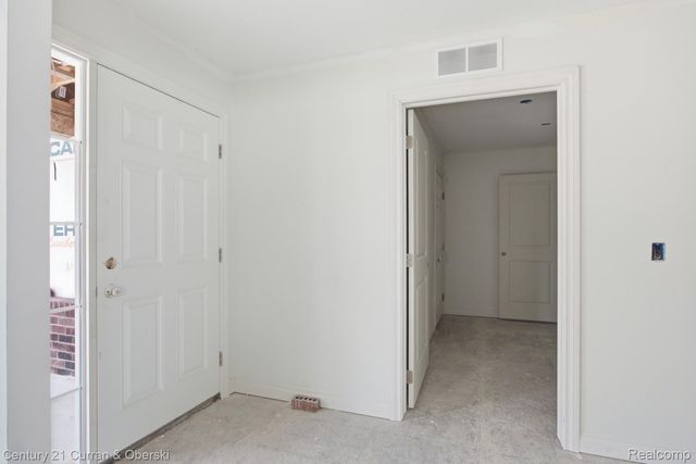 755 Nelsons Ridge Drive 1, Howell, MI 48843