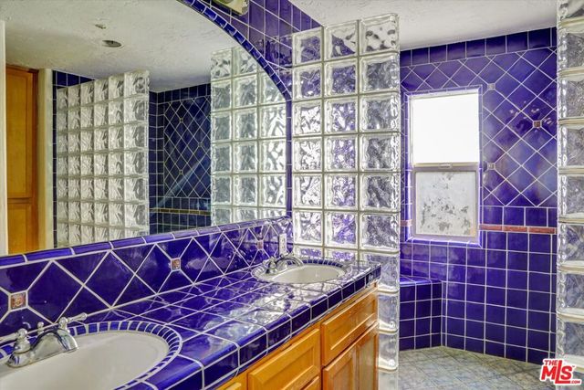 630 E Walnut Street, Pasadena, CA 91101