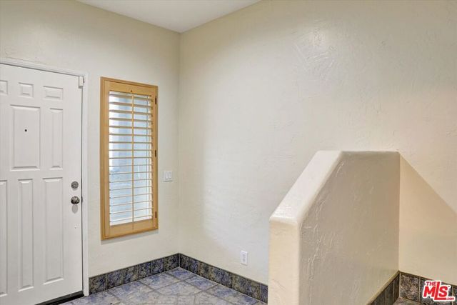 630 E Walnut Street, Pasadena, CA 91101