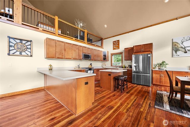 223 Carr Road E, Randle, WA 98377