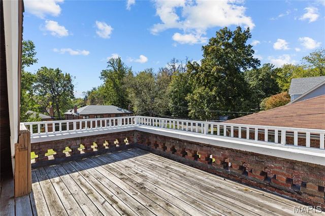 215 Carson Road, Ferguson, MO 63135