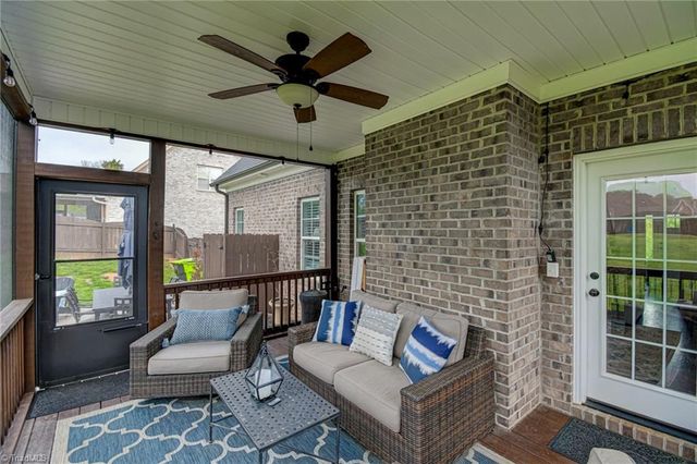 231 Plumstead Lane, Clemmons, NC 27012