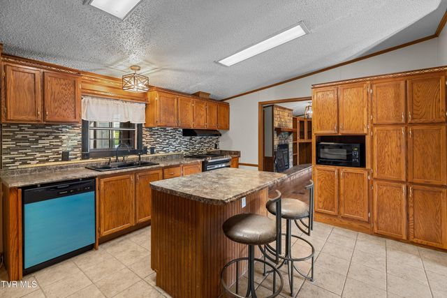 299 Phillips Town Road, Bulls Gap, TN 37711