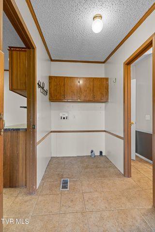 299 Phillips Town Road, Bulls Gap, TN 37711