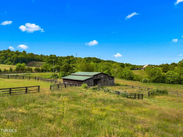 299 Phillips Town Road, Bulls Gap, TN 37711