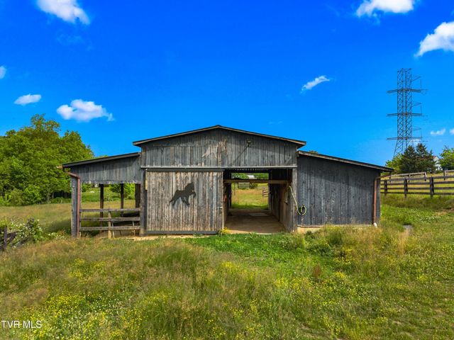 299 Phillips Town Road, Bulls Gap, TN 37711
