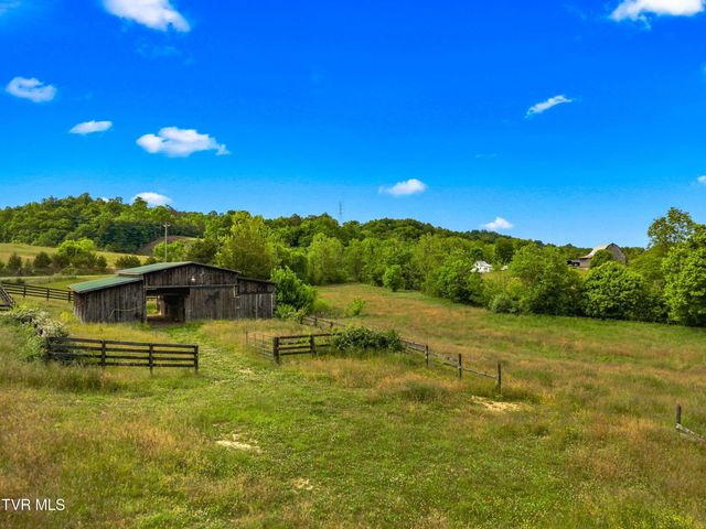 299 Phillips Town Road, Bulls Gap, TN 37711