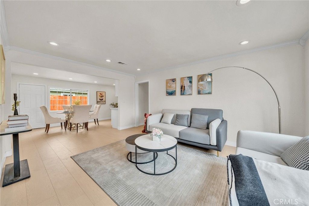 517 E 184th Street, Carson, CA 90746 — photo 2