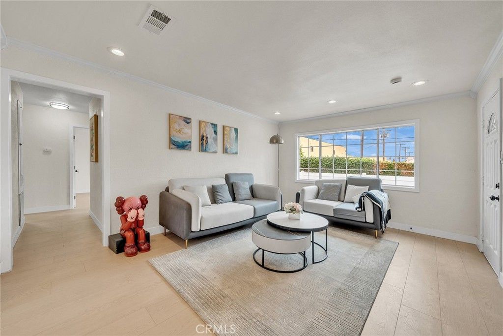 517 E 184th Street, Carson, CA 90746 — photo 4