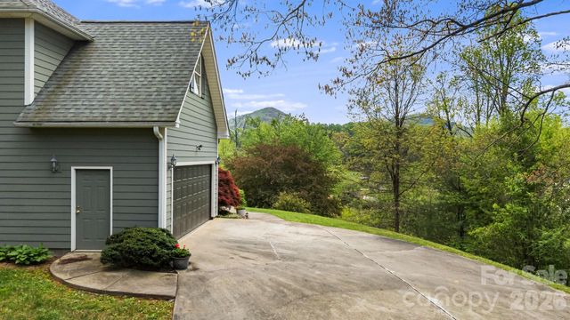44 Goughes Branch Road, Leicester, NC 28748