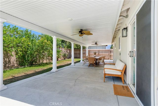 415 Hidalgo Avenue, Redlands, CA 92374