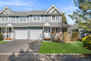 1 Spruce Lane, Central Islip, NY 11722