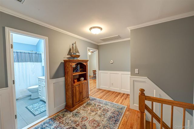 68 Vineyard Way, Aquebogue, NY 11931