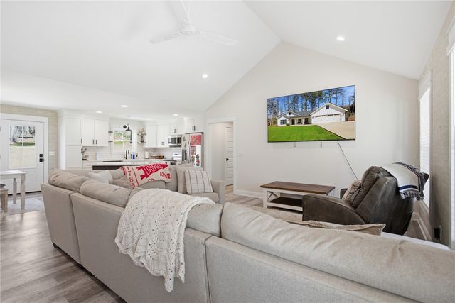 119 Brook Lane, Seneca, SC 29672