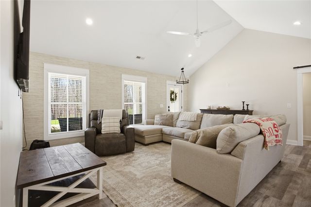 119 Brook Lane, Seneca, SC 29672