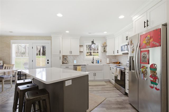 119 Brook Lane, Seneca, SC 29672