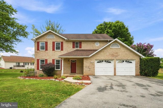 302 AMBLER LN, Falling Waters, WV 25419