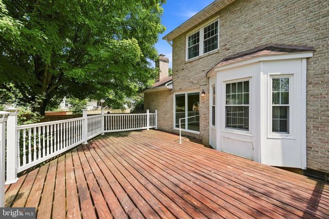 302 AMBLER LN, Falling Waters, WV 25419