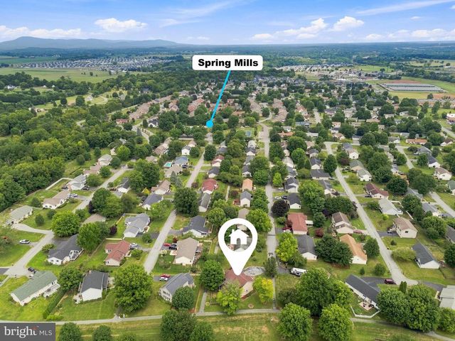 302 AMBLER LN, Falling Waters, WV 25419