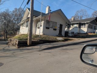 210 HILL Street, Council Bluffs, IA 51503