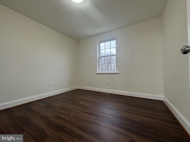 11 BRUCETOWN CT, Baltimore, MD 21228