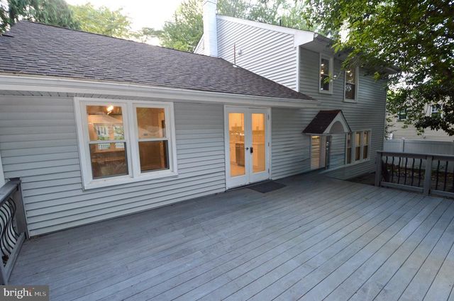 561 COVERED BRIDGE RD, Cherry Hill, NJ 08034