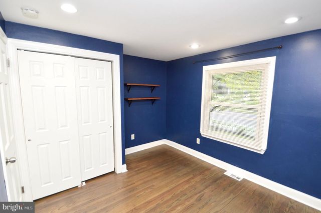 561 COVERED BRIDGE RD, Cherry Hill, NJ 08034