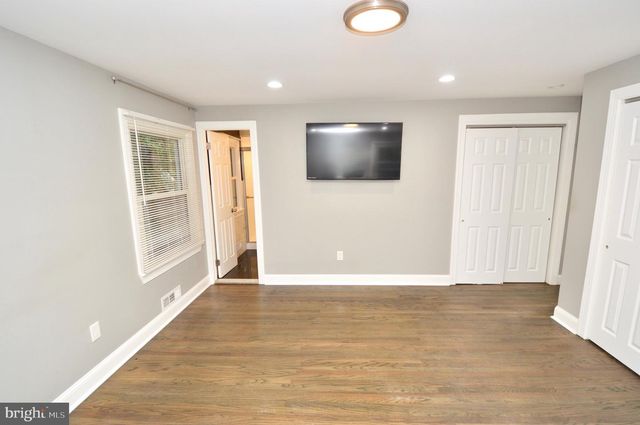 561 COVERED BRIDGE RD, Cherry Hill, NJ 08034
