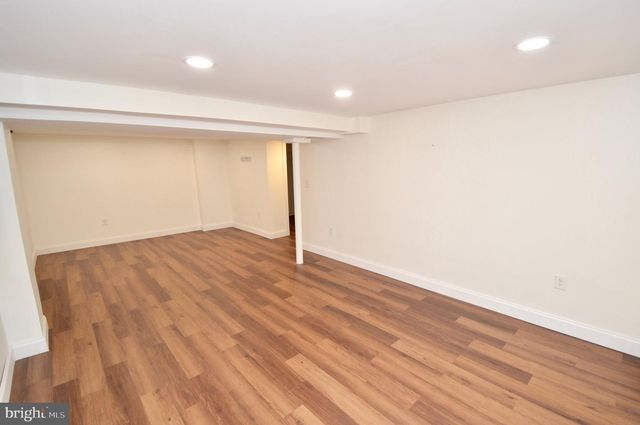 561 COVERED BRIDGE RD, Cherry Hill, NJ 08034