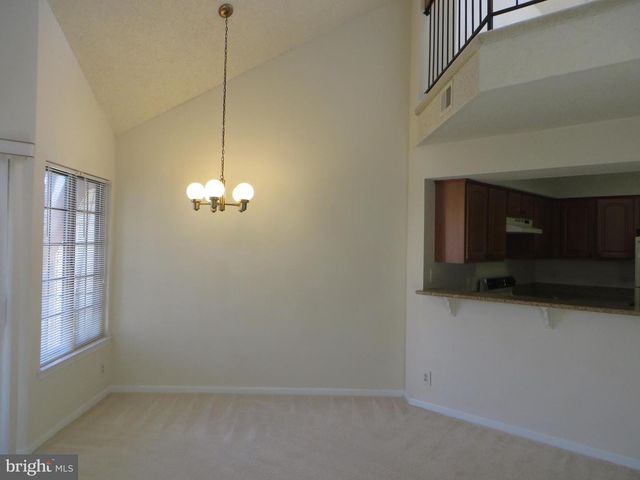 6008-C CURTIER, Alexandria, VA 22310