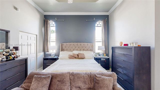 2835 Fairways Dr, Homestead, FL 33035