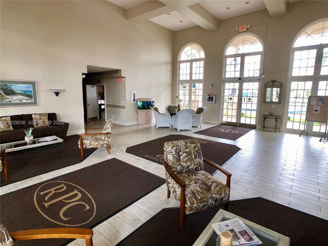 2835 Fairways Dr, Homestead, FL 33035