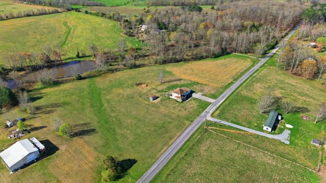 57 E Crystal Springs Rd, Kelso, TN 37348