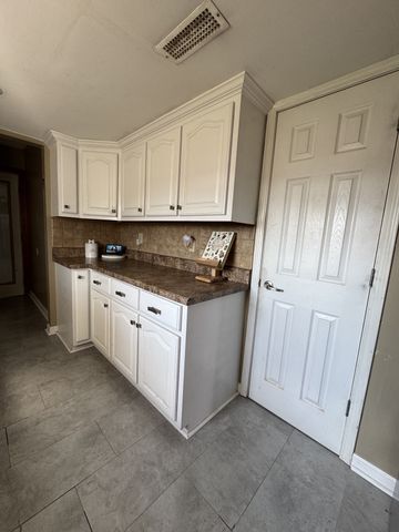 57 E Crystal Springs Rd, Kelso, TN 37348