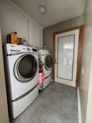 57 E Crystal Springs Rd, Kelso, TN 37348