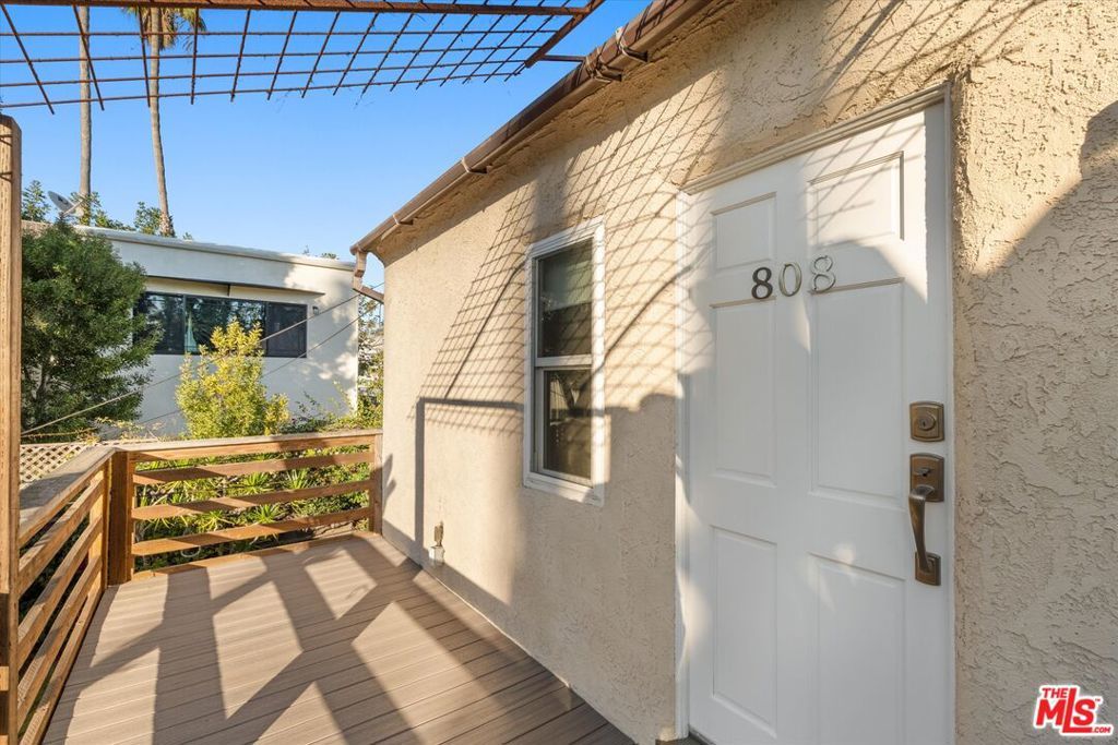 808 Venezia Avenue, Venice, CA 90291 — photo 4