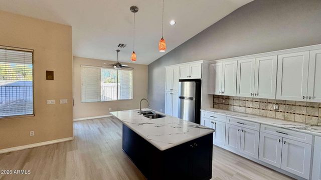 1543 S SEAN Court, Chandler, AZ 85286