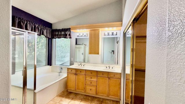 1543 S SEAN Court, Chandler, AZ 85286