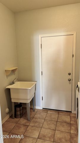 1543 S SEAN Court, Chandler, AZ 85286