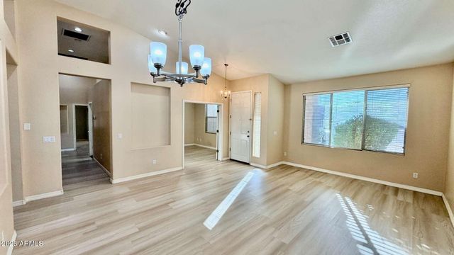 1543 S SEAN Court, Chandler, AZ 85286