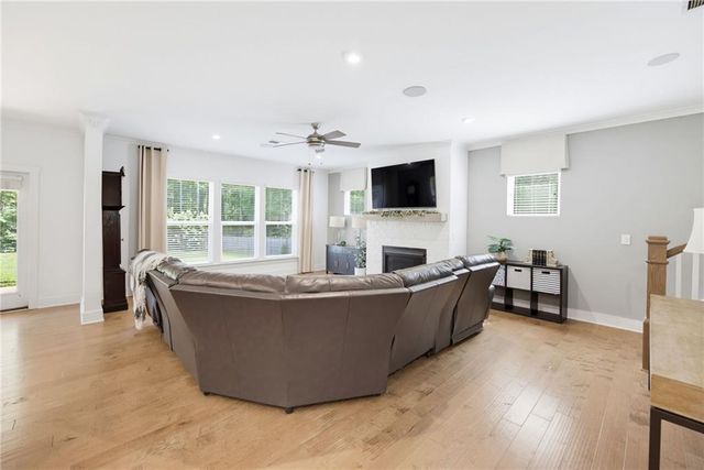 6156 Collins Road NW, Acworth, GA 30101