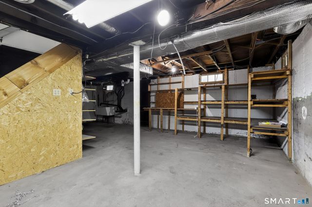 30 Jarvis Road, Manchester, CT 06040
