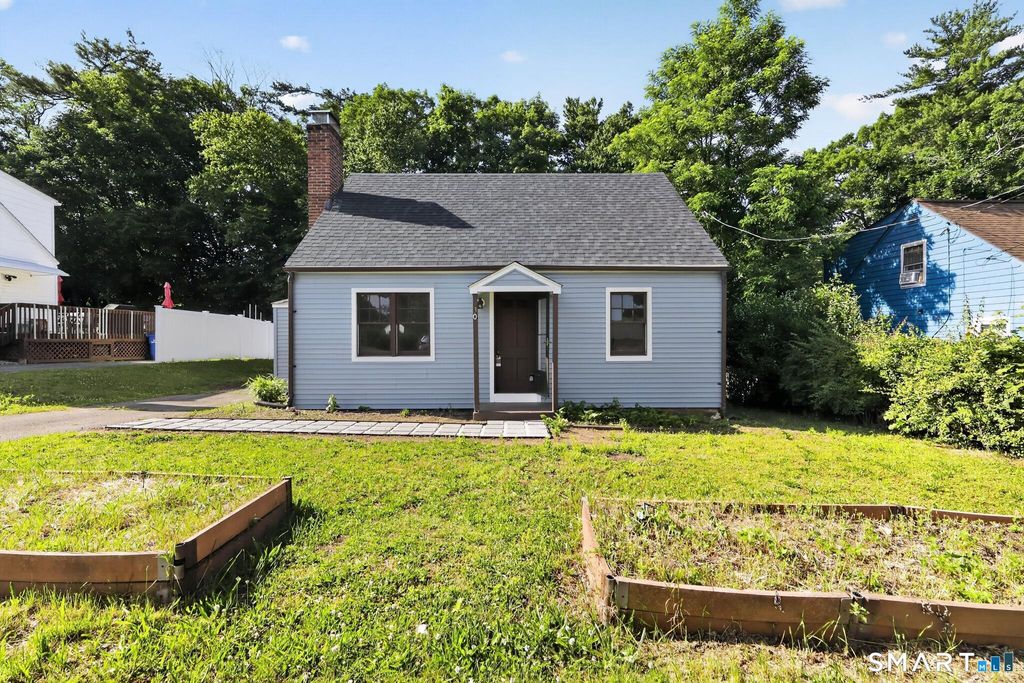 30 Jarvis Road, Manchester, CT 06040
