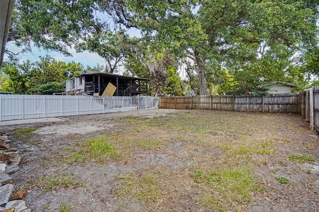 1423 18TH STREET W, Bradenton, FL 34205