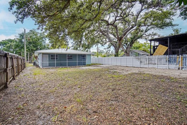 1423 18TH STREET W, Bradenton, FL 34205