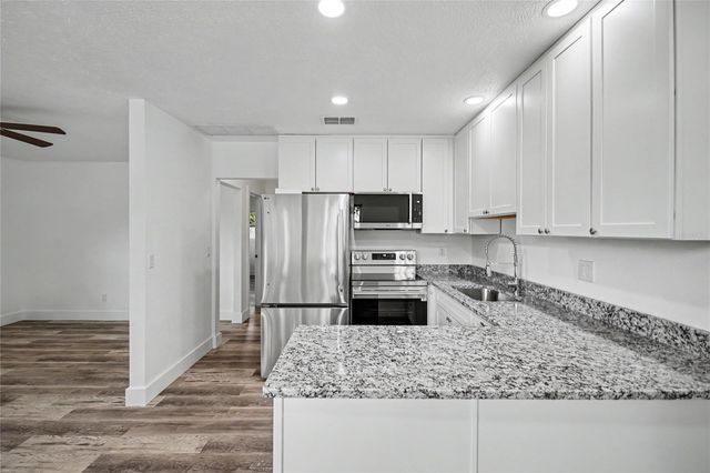 1423 18TH STREET W, Bradenton, FL 34205