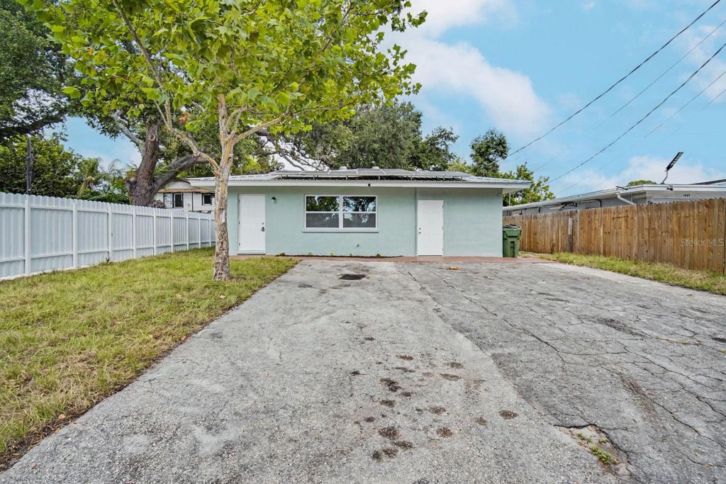 1423 18TH STREET W, Bradenton, FL 34205