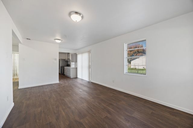 3827 Vineyard Drive, Dallas, TX 75212