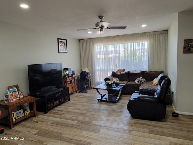 10241 N 109TH Avenue, Sun City, AZ 85351
