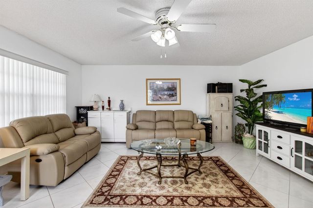 190 Piedmont D, Delray Beach, FL 33484
